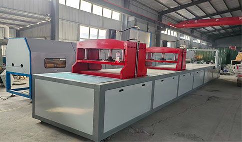 拉擠成型設(shè)備的技術(shù)解析與應(yīng)用發(fā)展